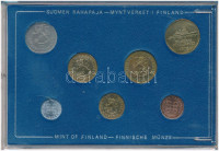 Finnország 1975. 1p - 5M (7xklf) forgalmi sor szettben, műanyag dísztokban T:UNC patinaFinland 1975. 1 Penni - 5 Markkaa (7xdiff) in set, in plastic case C:UNC patina