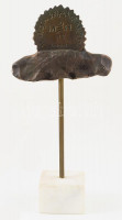 50 éves a Délmagyarorsz. MÉH Rt. 2000. Jelzett bronz emlék talapzaton, m: 25 cm